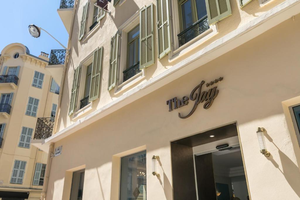 The Jay By Happyculture Nizza